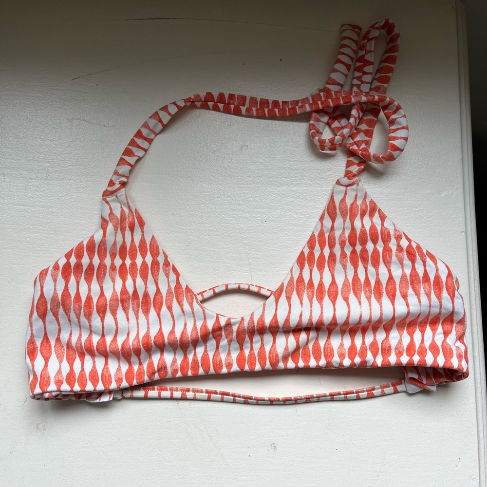 NWOT Midori Bikini Top